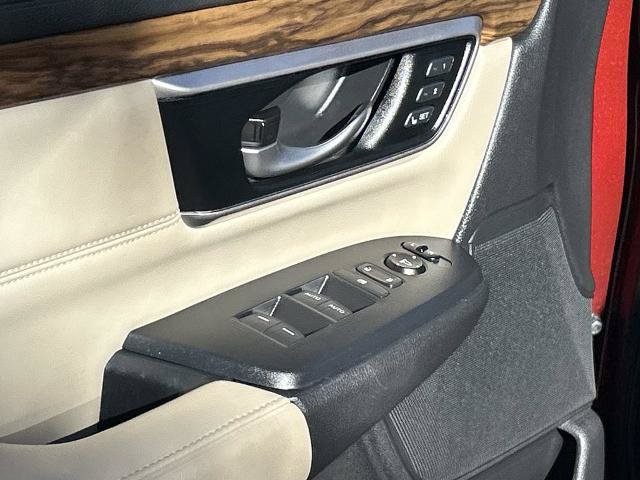 Used 2018 Honda CR-V Touring image 18