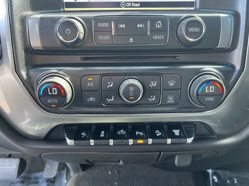 Used 2016 Chevrolet Silverado 2500 LT w/ LT Convenience Package AWD/4WD image 21