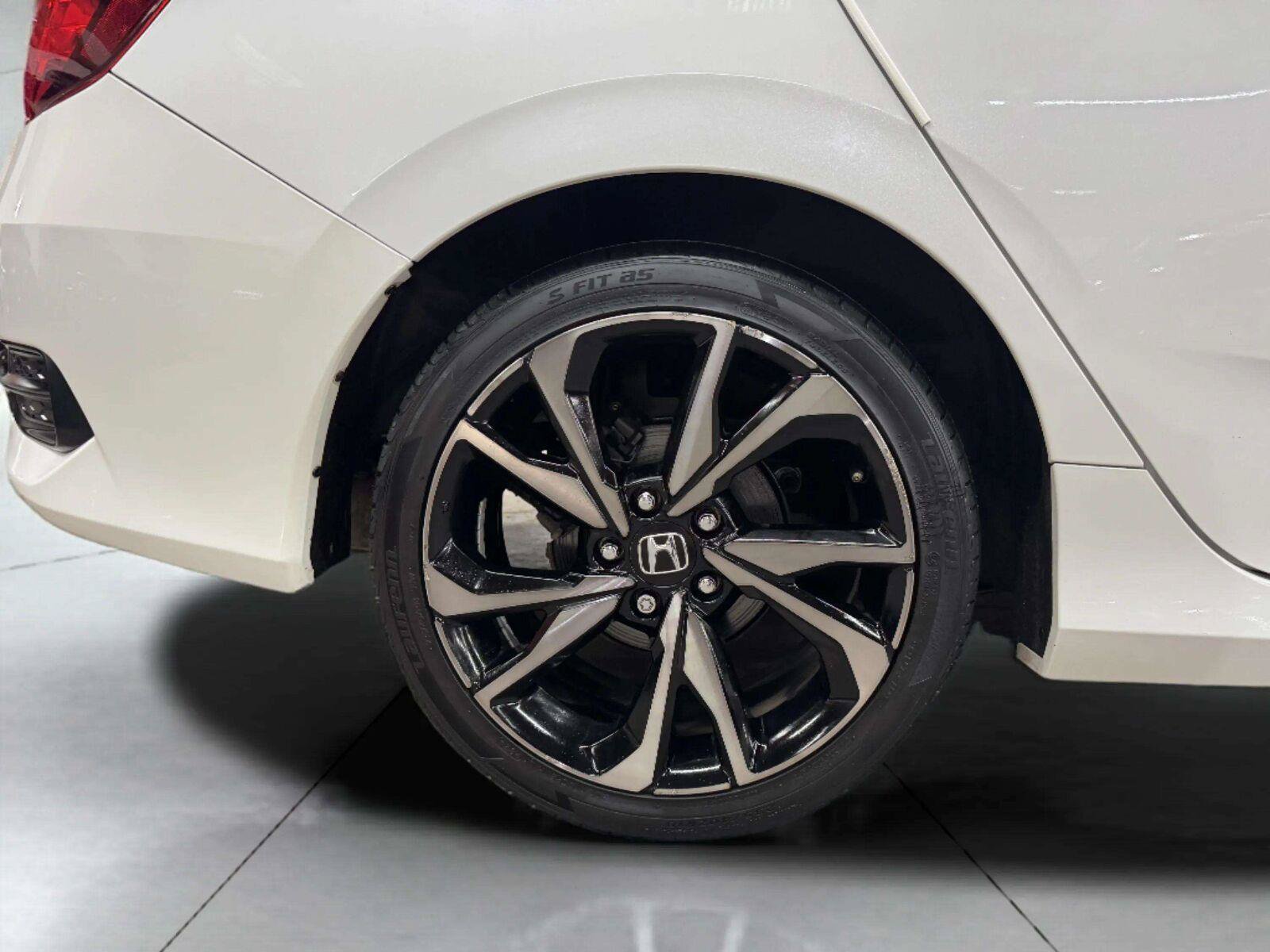 Used 2020 Honda Civic Sport image 42