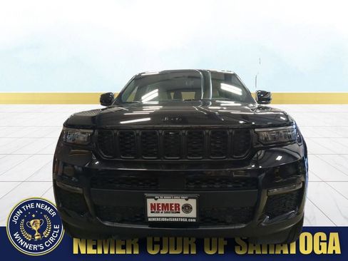 New 2025 Jeep Grand Cherokee L Limited w/ Luxury Tech Group II image 9