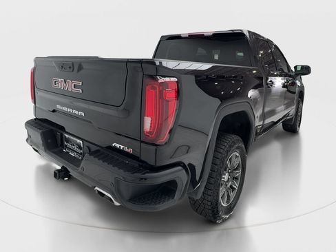 Used 2025 GMC Sierra 1500 AT4 AWD/4WD image 7