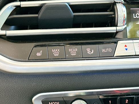 Used 2022 BMW X5 xDrive45e w/ M Sport Package image 20