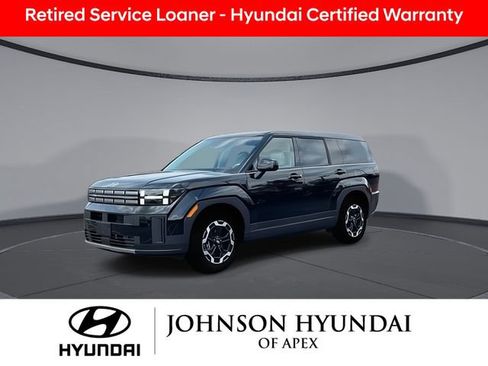 Used 2025 Hyundai Santa Fe SE AWD/4WD image 4