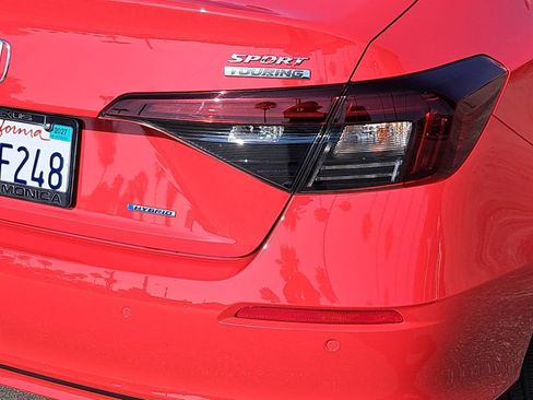 Used 2025 Honda Civic Sport image 36