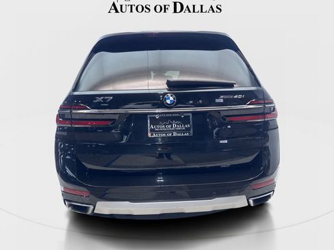Used 2023 BMW X7 xDrive40i AWD/4WD image 7