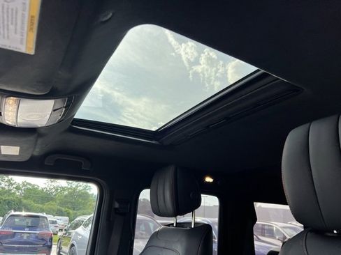 Certified 2021 Mercedes-Benz G 63 AMG 4MATIC image 18
