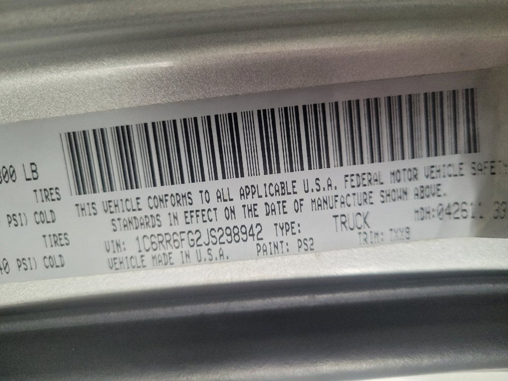 Used 2018 RAM 1500 Tradesman w/ Chrome Appearance Group RWD image 33