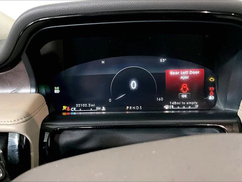 Used 2022 Lincoln Nautilus Reserve w/ Equipment Group 201A image 24