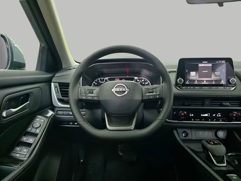 New 2026 Nissan Rogue SV AWD/4WD image 17