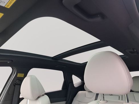 New 2026 Hyundai Tucson Limited image 36