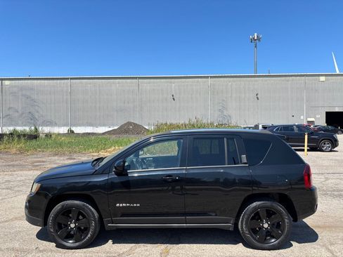 Used 2014 Jeep Compass Latitude AWD/4WD image 6