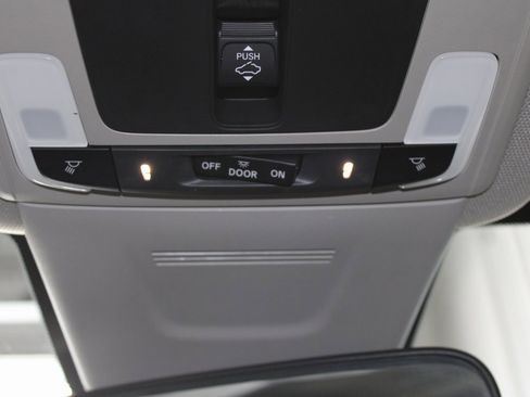 Used 2023 Honda CR-V EX image 36