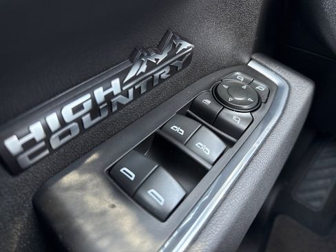 Used 2025 Chevrolet Silverado 1500 High Country w/ Midnight Edition AWD/4WD image 27