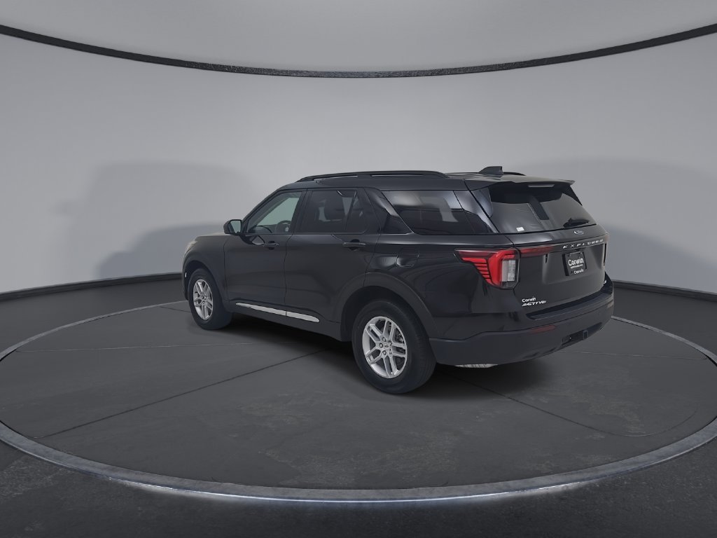 Used 2025 Ford Explorer Active AWD/4WD image 12