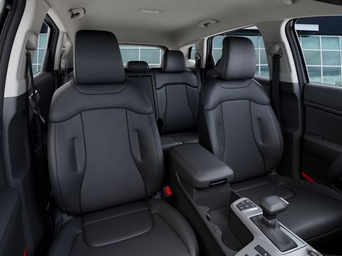 New 2026 Kia Sportage EX image 16