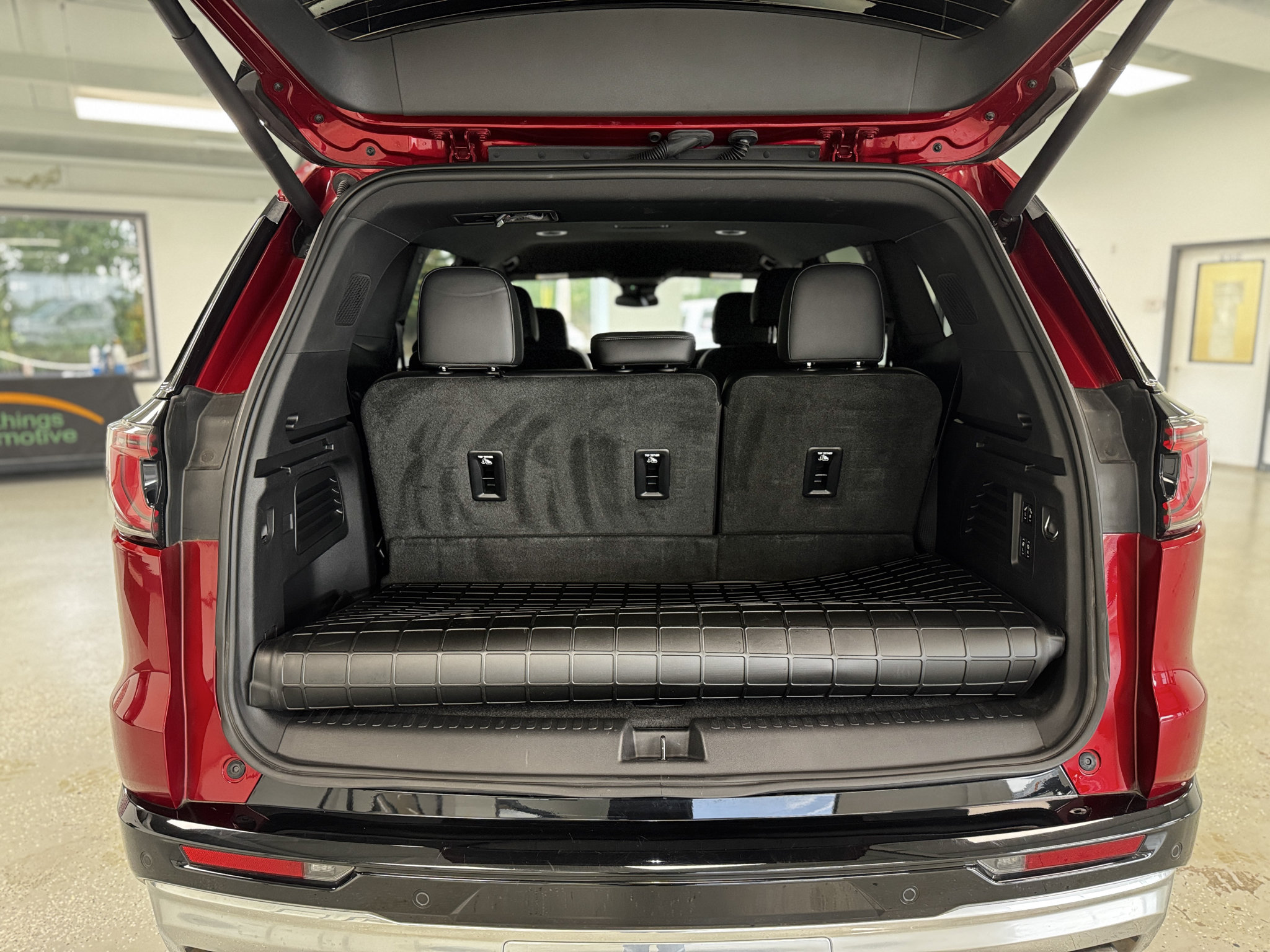 Used 2024 GMC Acadia Denali w/ LPO, Floor Liner Package AWD/4WD image 31