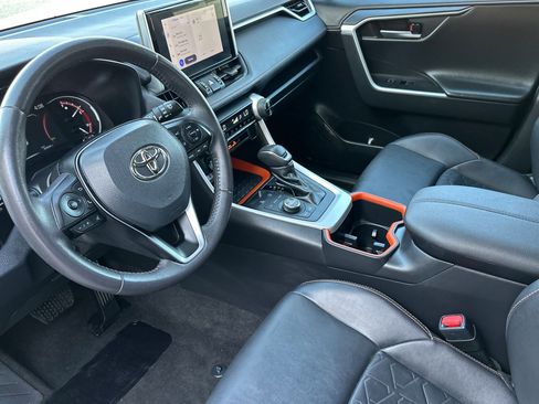 Used 2023 Toyota RAV4 Adventure image 7