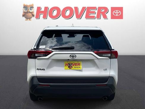 Used 2024 Toyota RAV4 LE FWD image 3