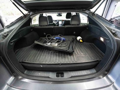 Used 2018 Toyota Prius Prime Advanced FWD image 27