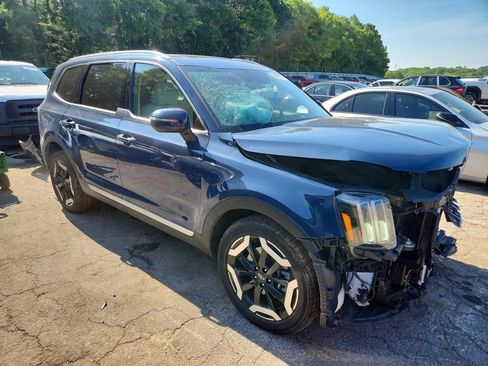 Used 2023 Kia Telluride EX w/ EX Captain's Chair Package FWD image 1