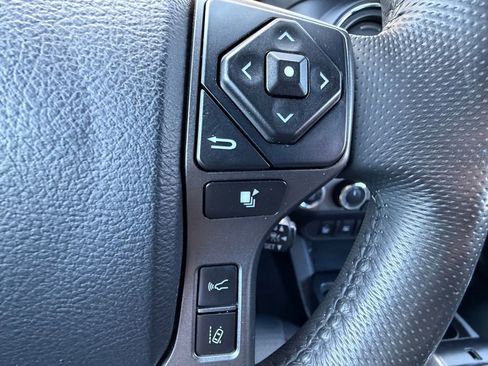 Used 2018 Toyota Tacoma TRD Pro image 24