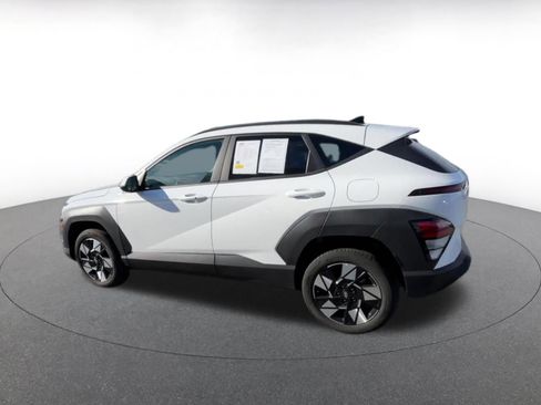 Used 2025 Hyundai Kona SEL image 10