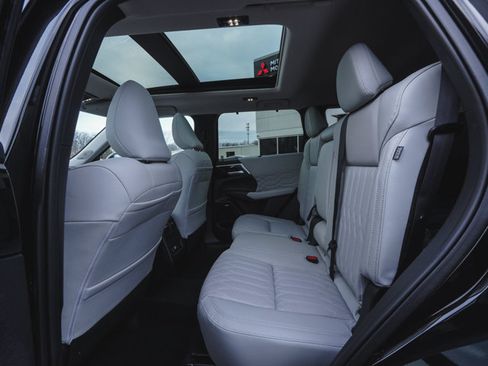 New 2026 Mitsubishi Outlander SEL AWD/4WD image 33
