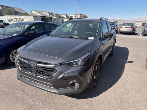 Used 2025 Subaru Crosstrek 2.5i Limited w/ Popular Package #3A image 2