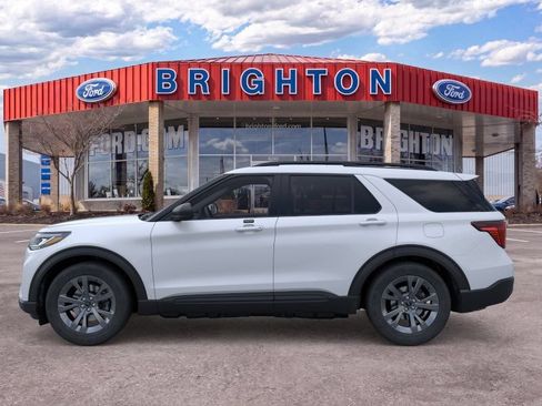 Used 2026 Ford Explorer Active w/ Active Comfort Package AWD/4WD image 2
