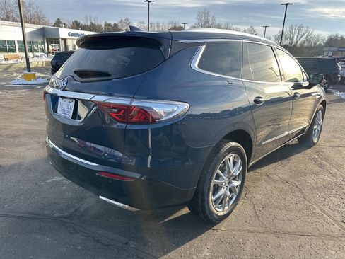 Used 2023 Buick Enclave Premium w/ Experience Buick Package image 3
