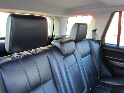 Used 2013 Land Rover LR2 HSE w/ HSE Pkg image 23