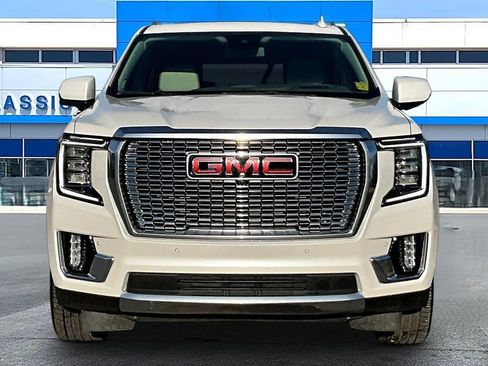 Used 2023 GMC Yukon Denali AWD/4WD image 17