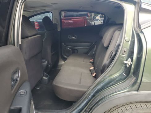 Used 2018 Honda HR-V EX image 10