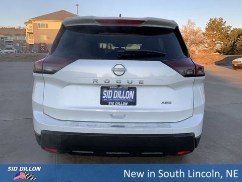 New 2026 Nissan Rogue SV w/ Cold Weather Package image 4