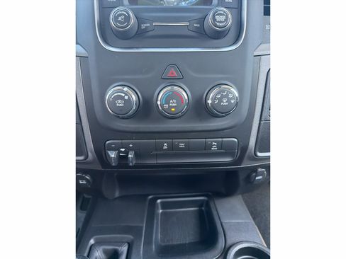 Used 2018 RAM 2500 Tradesman w/ Chrome Appearance Group AWD/4WD image 21