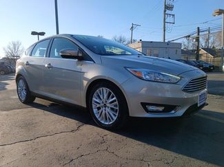 Used 2017 Ford Focus Titanium video 1