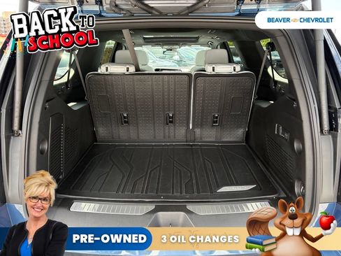 Used 2026 Chevrolet Suburban Premier w/ Sun And Tow Package RWD image 11