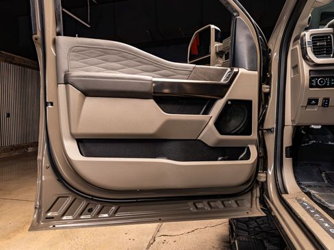 Used 2026 Ford F350 Platinum w/ Platinum Plus Package image 30