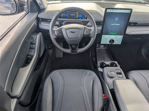 Used 2024 Ford Mustang Mach-E Premium image 9