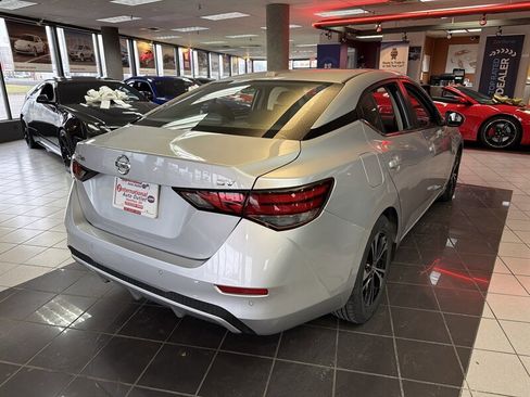 Used 2020 Nissan Sentra SV image 6