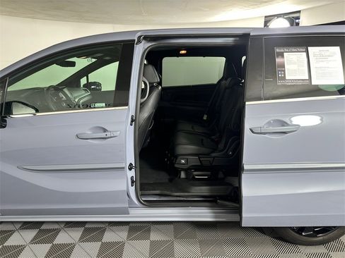 Used 2023 Honda Odyssey Sport image 21