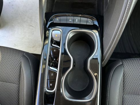 Used 2022 Buick Envision Preferred image 34