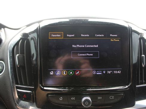 Used 2023 Chevrolet Traverse High Country AWD/4WD image 35