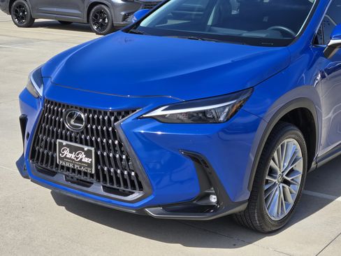 Certified 2025 Lexus NX 350 AWD w/ Accessory Package (2T) image 12