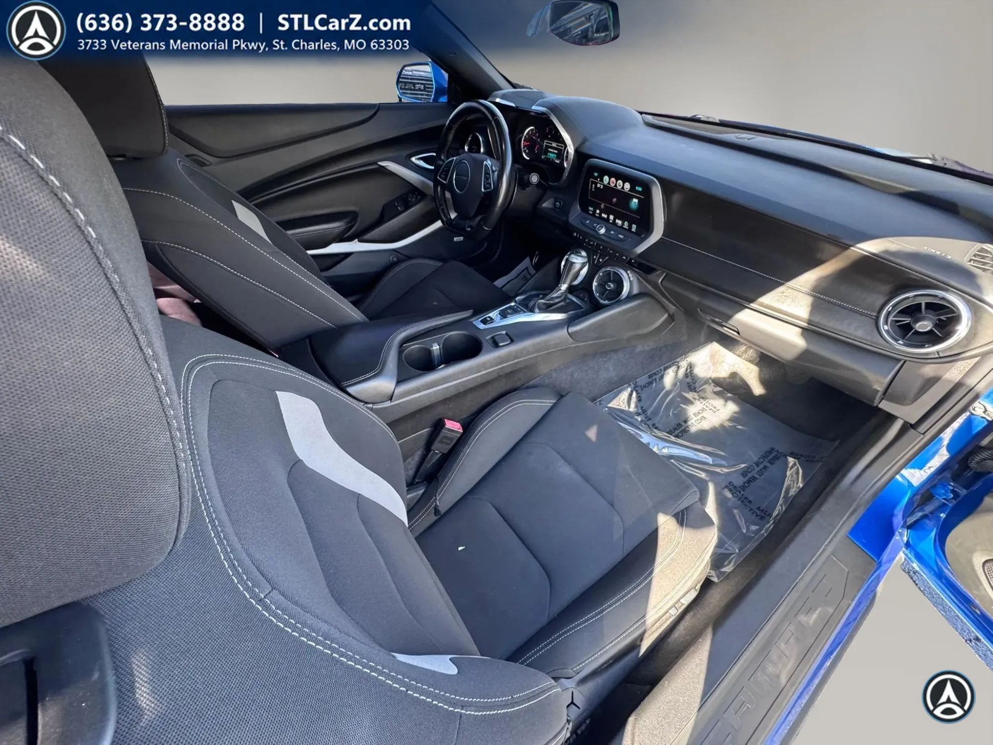 Used 2018 Chevrolet Camaro LT w/ Technology Package RWD image 14