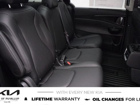 New 2027 Kia Carnival SX w/ Dark Edition Package FWD image 14