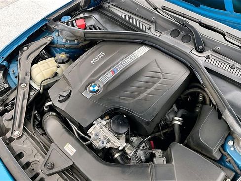 Used 2018 BMW M2 image 43