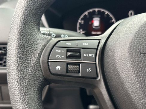 Certified 2025 Honda HR-V LX image 27