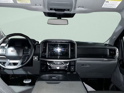 Used 2024 Ford F150 XLT image 18