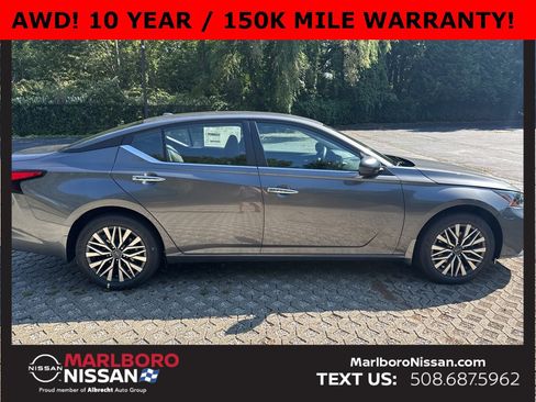 New 2025 Nissan Altima 2.5 SV image 8